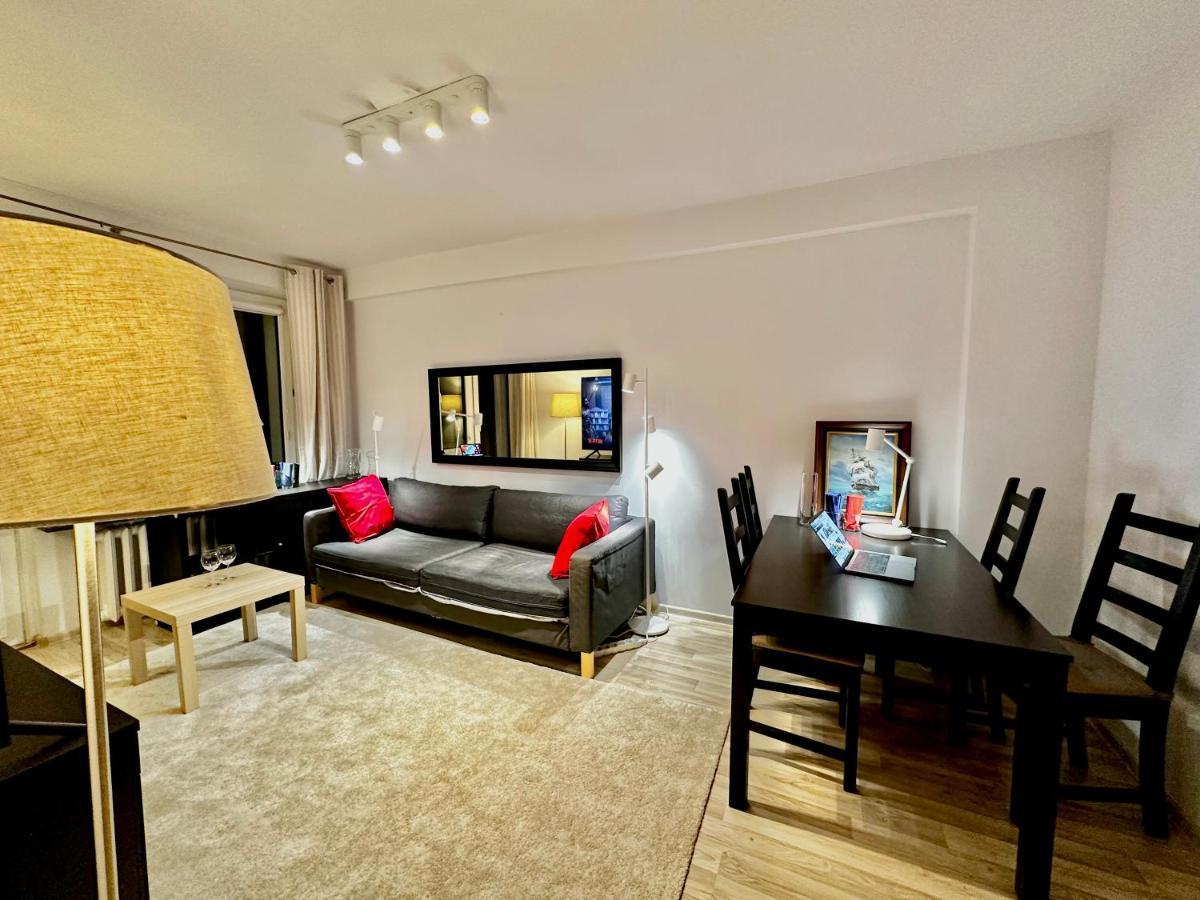 Decor 3 Metro Fast Wifi 1Gbs 80'Tv Hbo Disney Appletv Варшава Екстер'єр фото