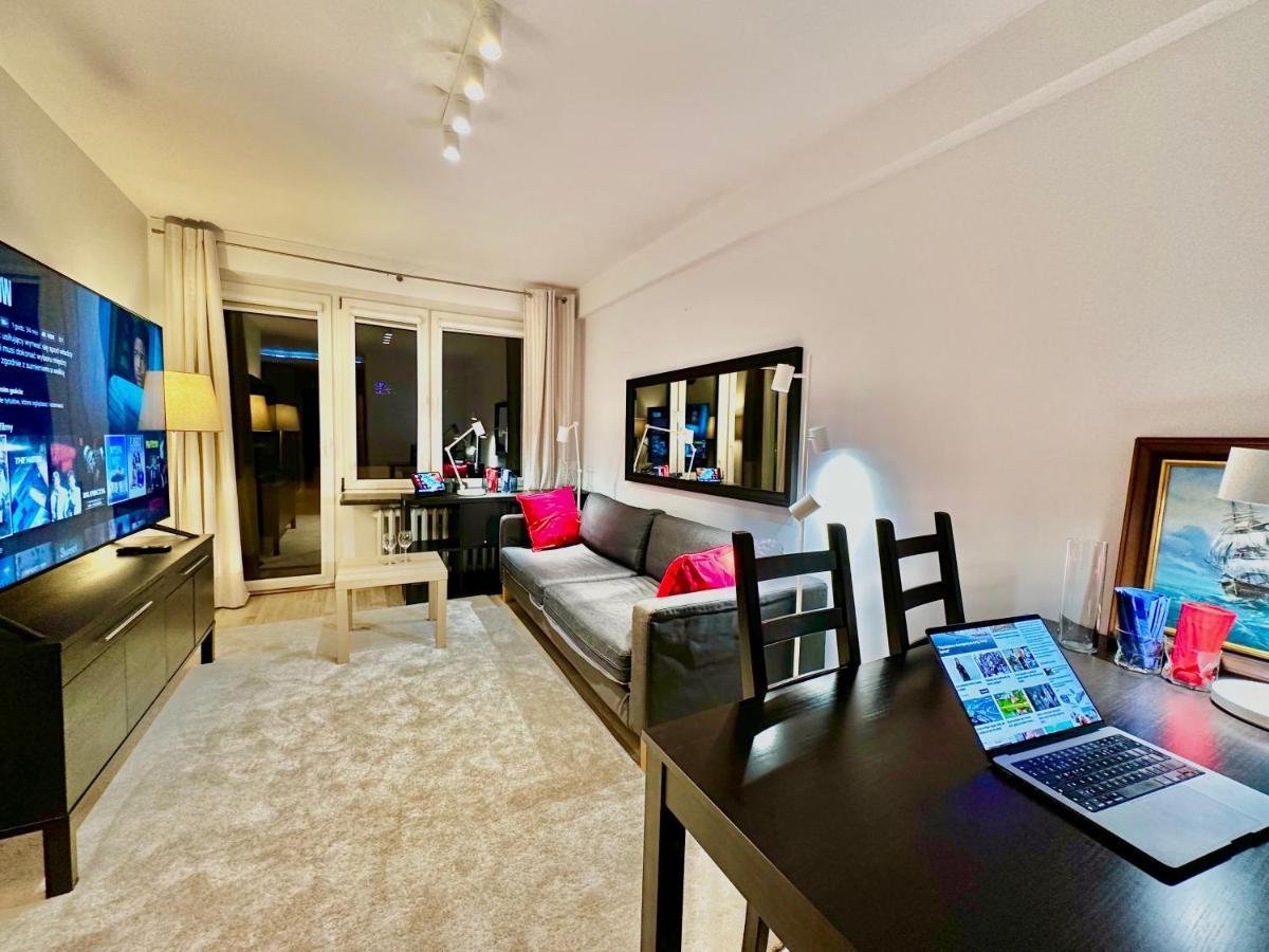 Decor 3 Metro Fast Wifi 1Gbs 80'Tv Hbo Disney Appletv Варшава Екстер'єр фото