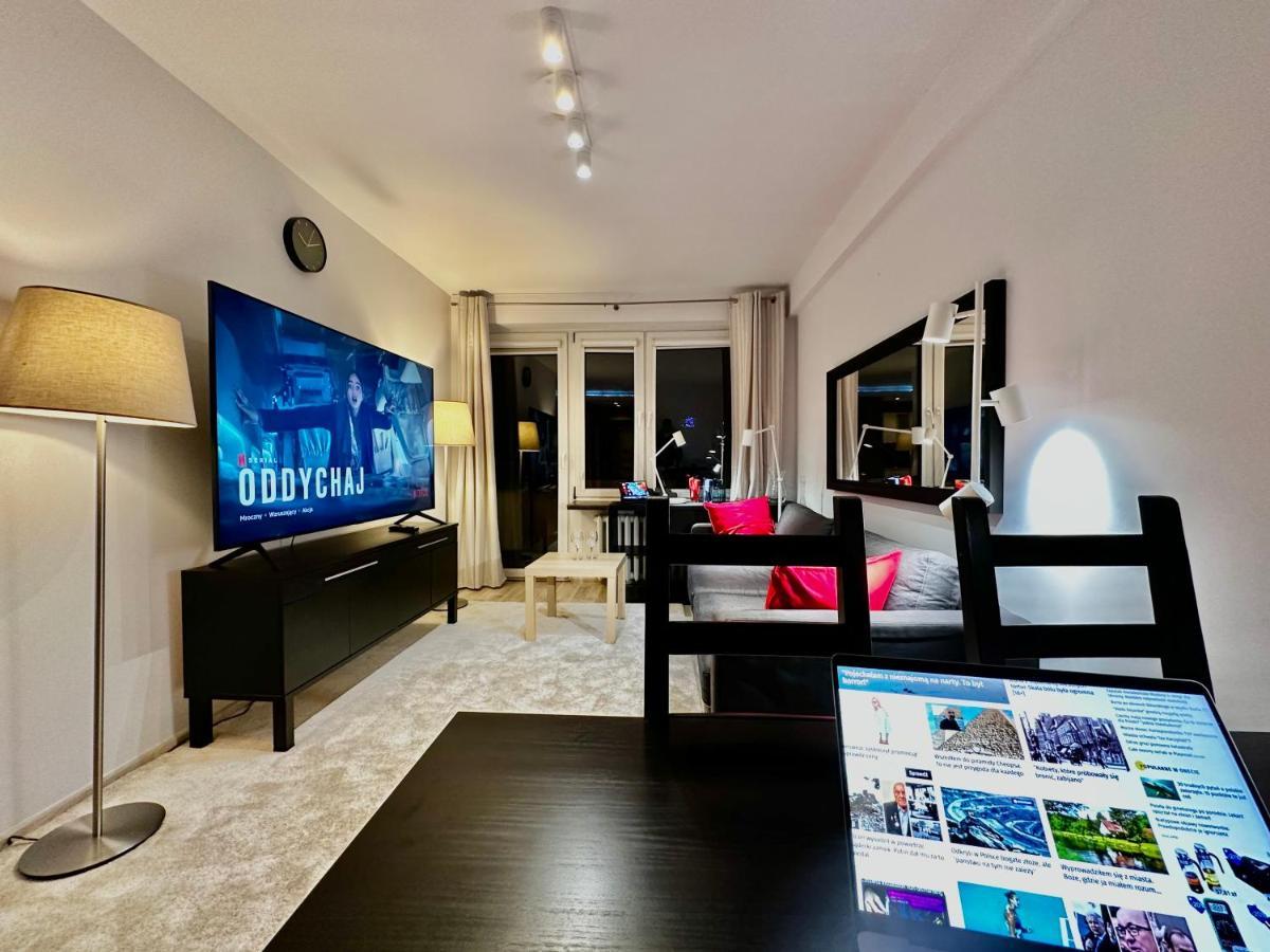 Decor 3 Metro Fast Wifi 1Gbs 80'Tv Hbo Disney Appletv Варшава Екстер'єр фото